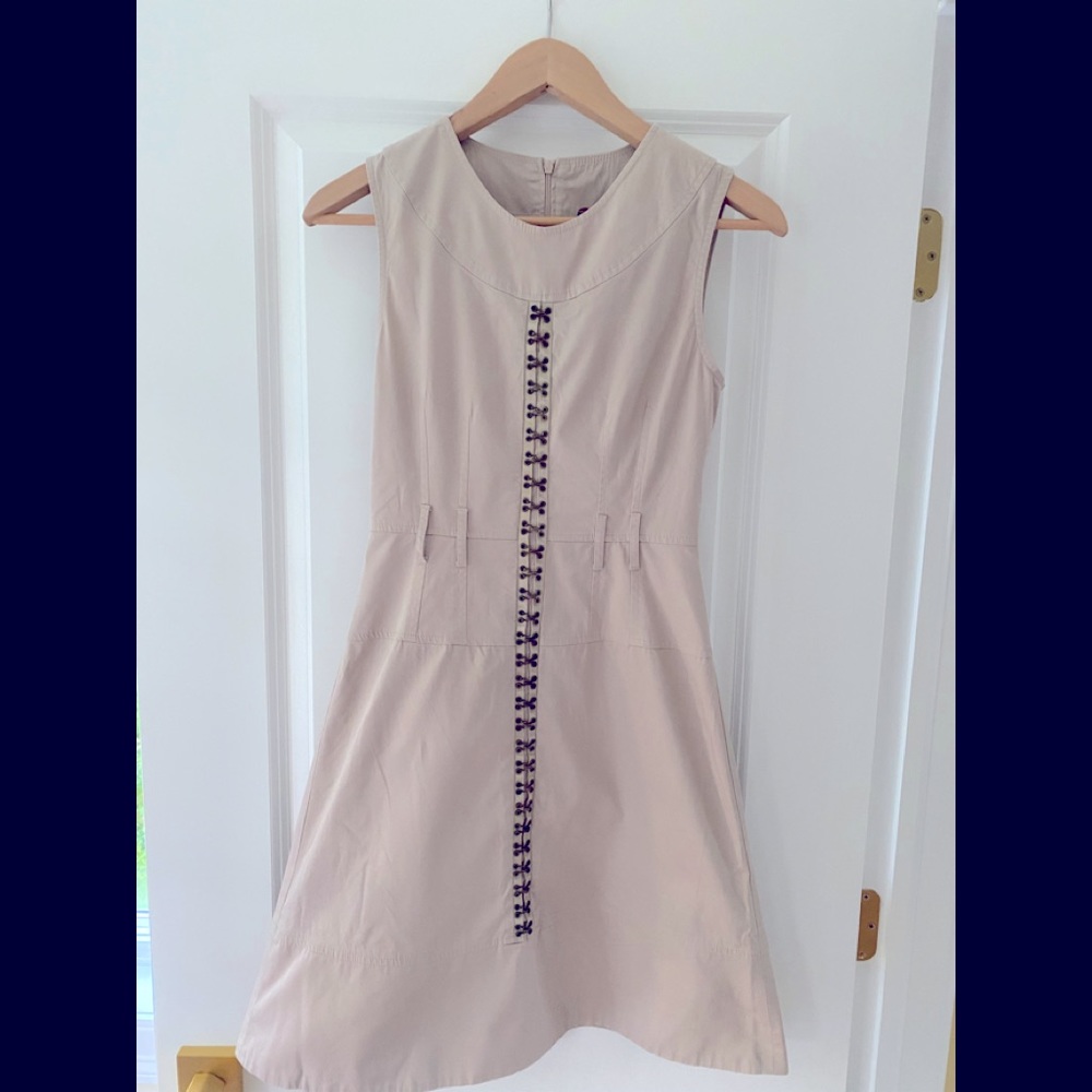 Small Space Style Concept Italian sleevesless dress beige